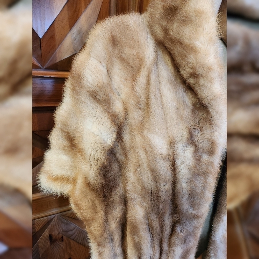 1960 Mr. John Mink Stole Fur - Picture 2 of 9